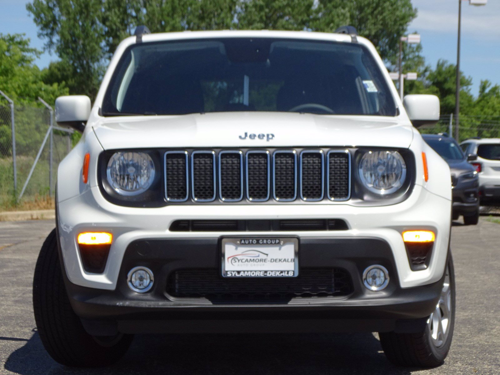 New 2019 Jeep Renegade Latitude Sport Utility in Sycamore ...